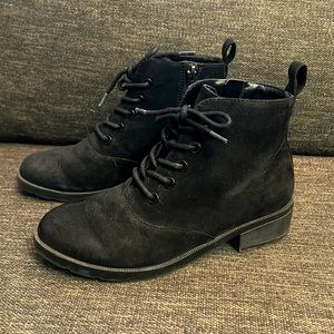 H&M girls boots size 2
